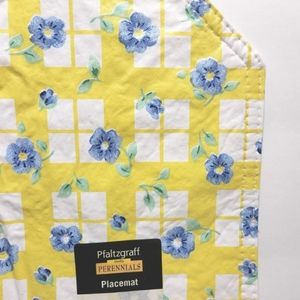 New Pfaltzgraff Shelby Vinyl Placemats 18"x13"